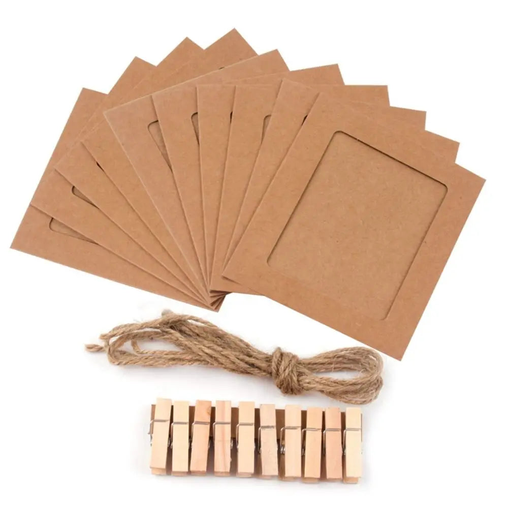 guirlande photo cadres kraft blanc multicolore pinces bois corde décoration mur chambre bohème