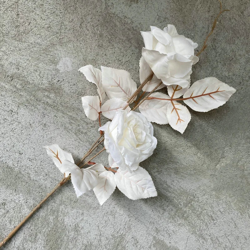 bouquet artificiel roses classique décoration maison table blanc beige noir gris pale rose