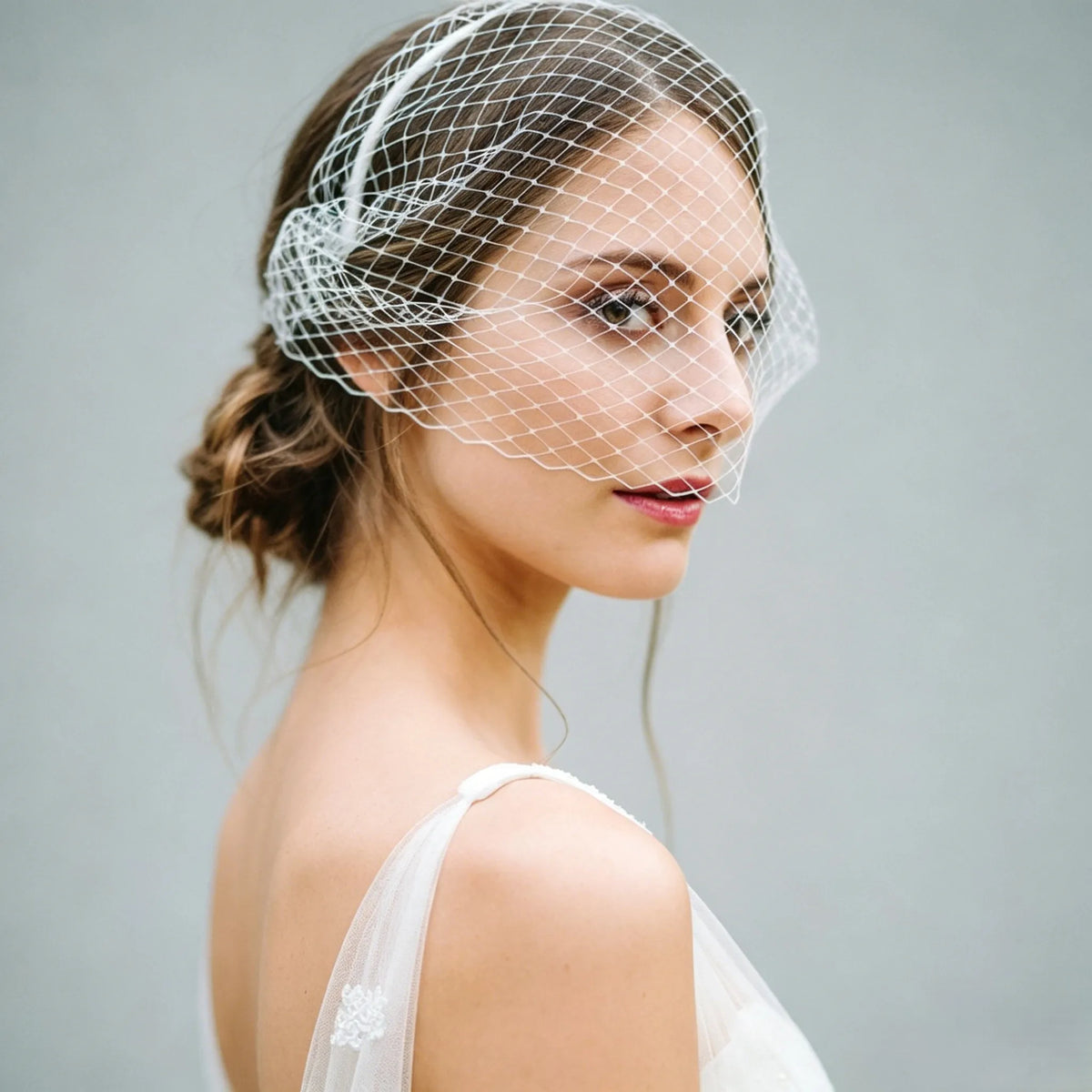 masque plume blanc noir filet plumes bohème romantique bride veil wedding veil party wedding
