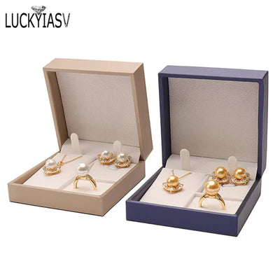 Boîte à bijoux en cuir noir vue de face