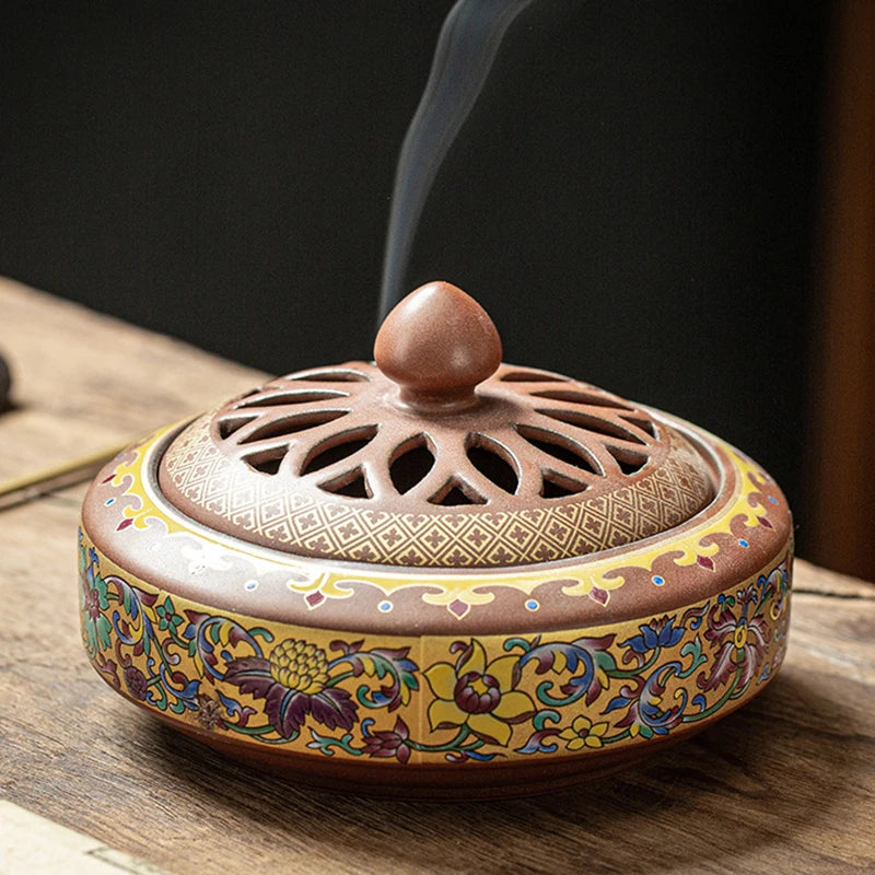 cendrier artisanal fleurs motifs géométriques couleurs multiples salon décoration maison