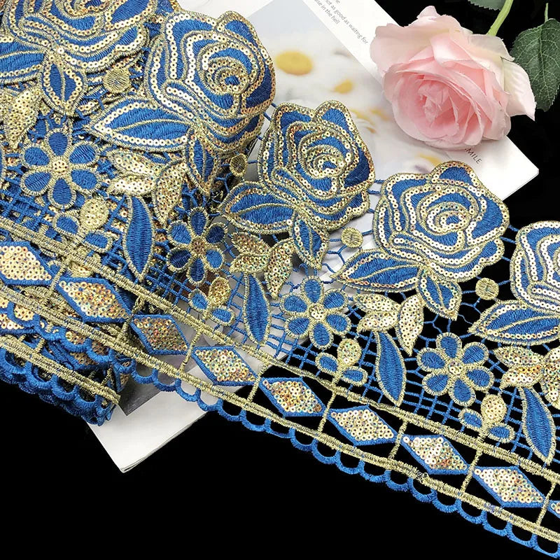 ruban dentelle brodé fleurs glitter rose bleu or 19.5cm largeur polyester occasion partie decoration