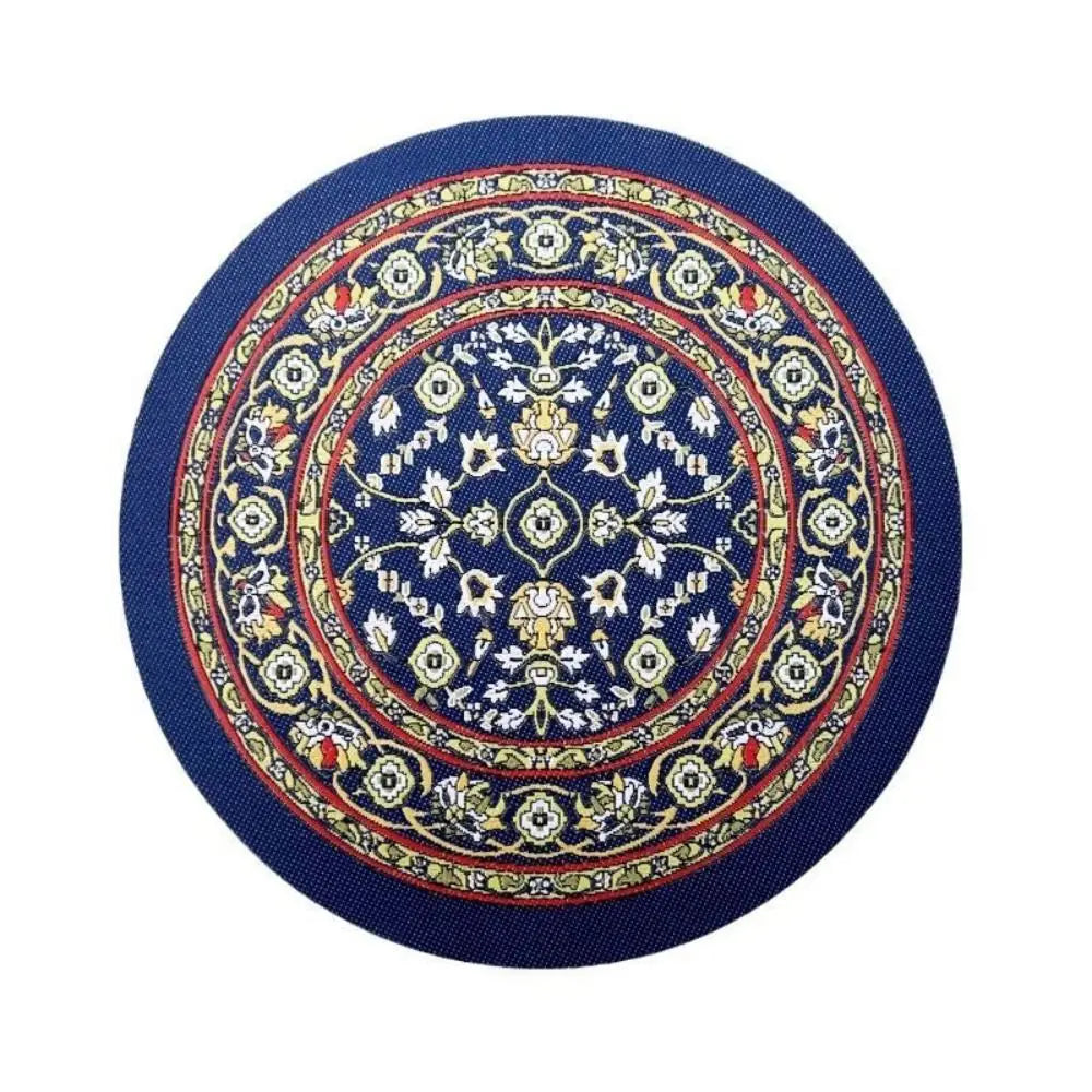 tapis table rouge rose vert bleuclair bleufoncé floral géométrique classique traditionnel