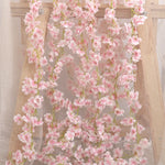 guirlande fleurs artificielles cerises rose clair décor mariage romantiqueintérieur festive
