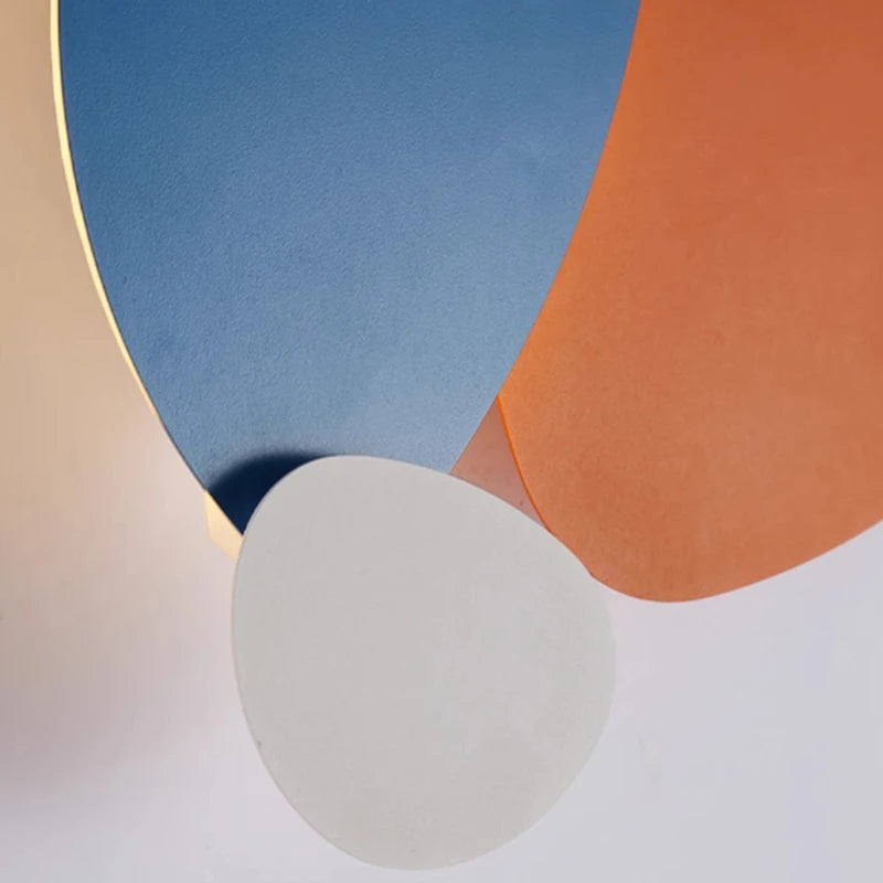 lampe murale moderne abstraite orange bleu blanc éclairage quotidien artistique LED ambiance chambre salon