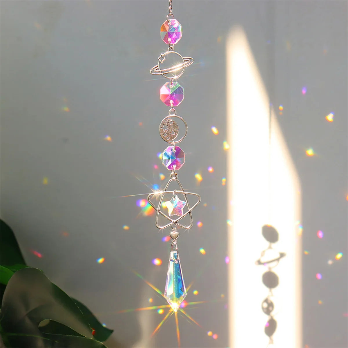 guirlande décorative fantaisie multicolore cristaux étoiles lunes planètes chaîne métallique jardin maison festive
