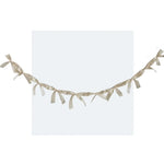 guirlande décoration chambre enfant rose pâle blanc beige dentelle satin romantique occasion fête