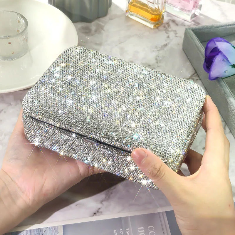 boîte bijoux luxueuse strass argenté noir élégante compartiments réutilisable respectueux environnement cliquet