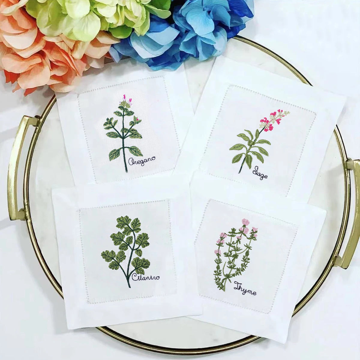 serviette cuisine lin blanc brodée motifs plantes aromatiques naturelle table élégante