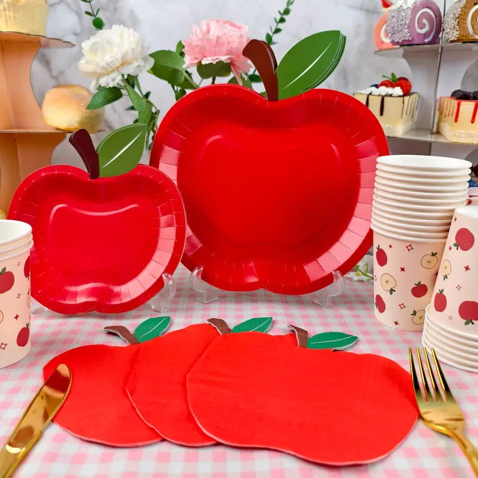 assiettes jetables rouge motif pomme moderne gobelets papier occasion fête anniversaire enfants parents