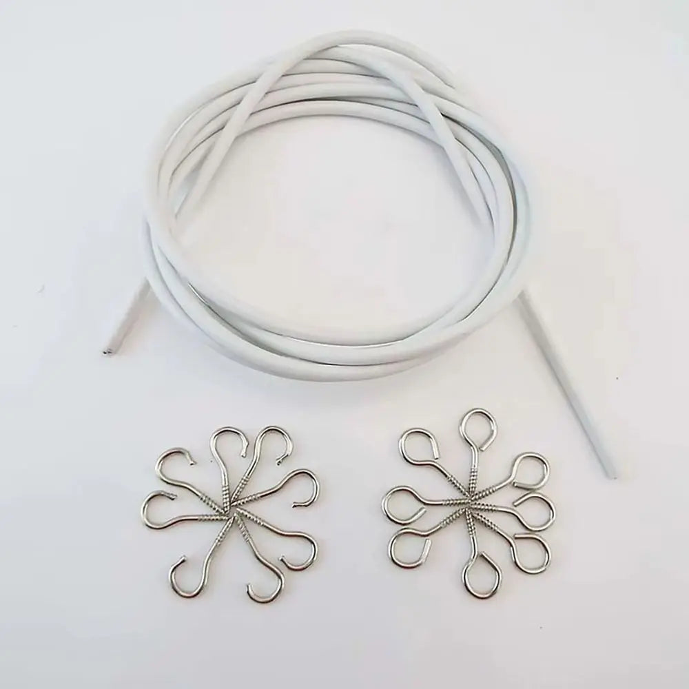 câble blanc crochets argentés kit suspension tiges blanches minimaliste fixations murales accessoires rideau anneaux