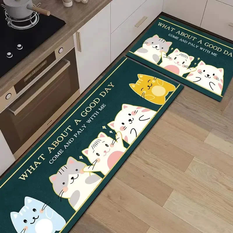 Un tapis de sol coloré et joyeux décoré de chats kawaii sur un fond vert foncé, avec le texte "What about a good day? Come and play with me.