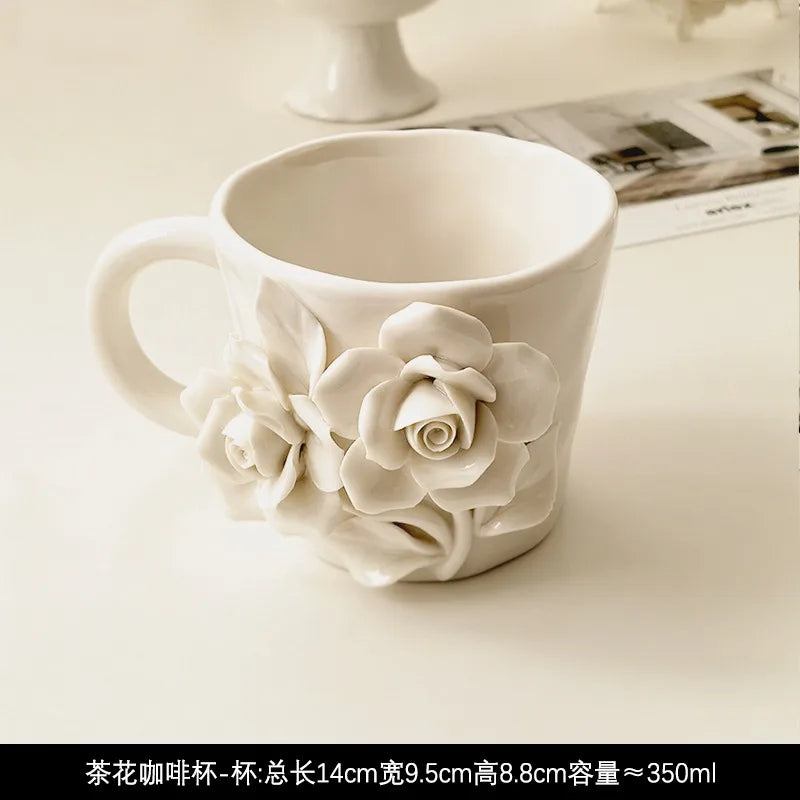 vase decoratif blanc roses relief porcelaine classique tasse bol plat boite rond coeur carreeDecoration