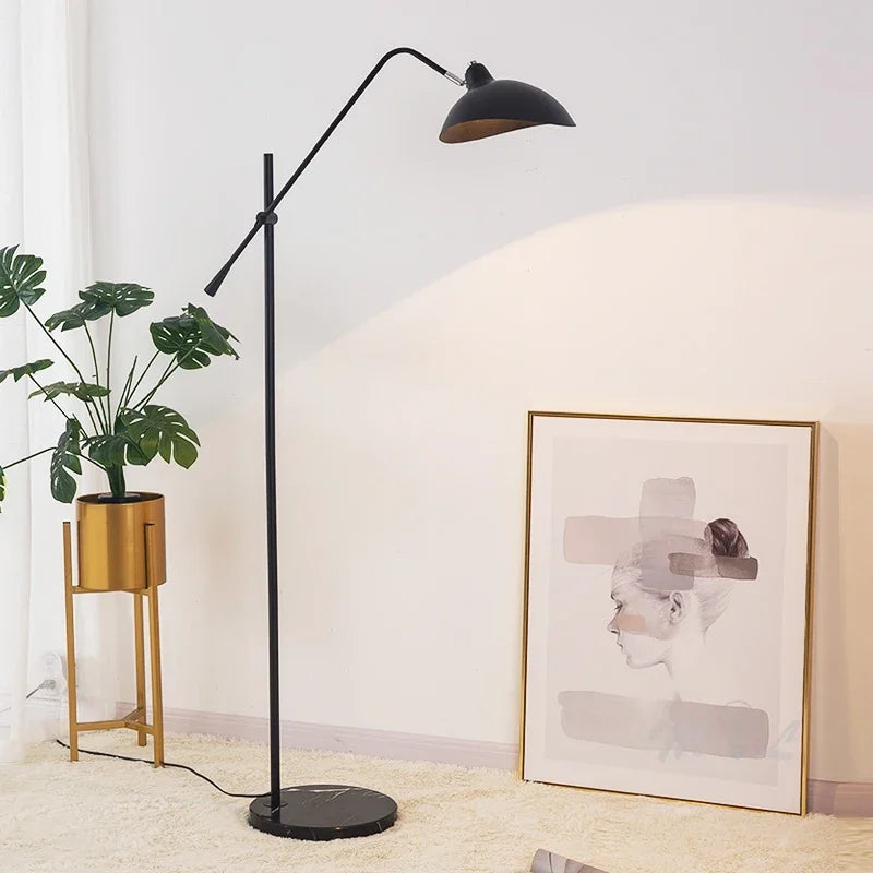lampadaire sol moderne noir base marbre ajustable métal doré salon intérieur luxe