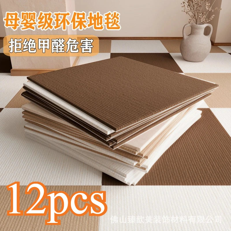 tapis modulaires texturés rayures verticales moderne adhésif sol pièce enfants salle jeux patio