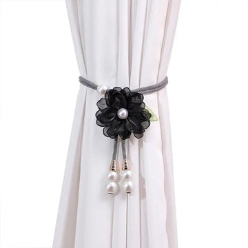 ruban fenêtre fleur décoration romantique blanc vert violet noir rose