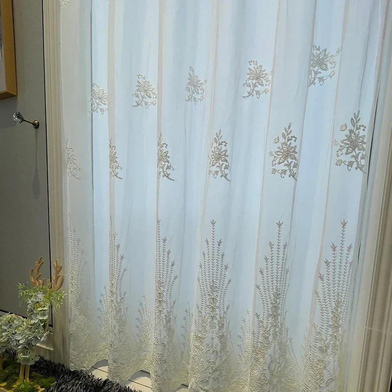 rideau tulle blanc transparent broderie florale classique salon chambre fenêtre maison
