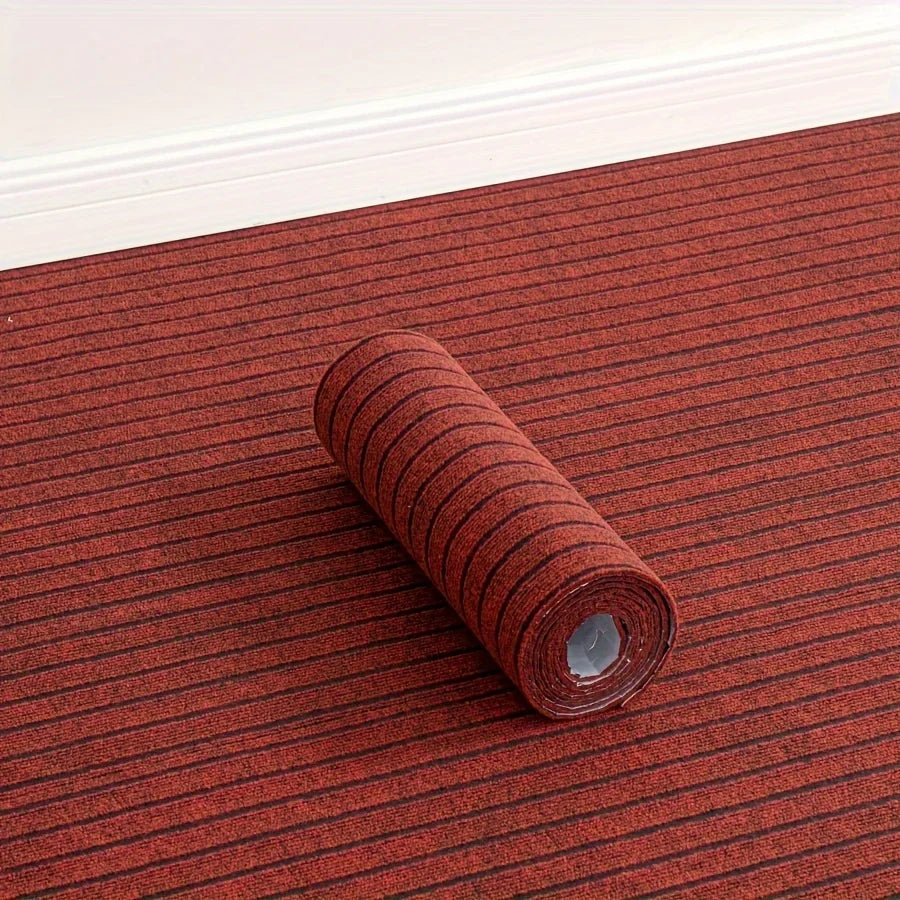 tapis adhésif rouge noir rayé antidérapant polyester intérieur porte salle bain
