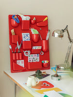 panneau rangement mural clips couleur beige vert blanc rouge noir moderne salon