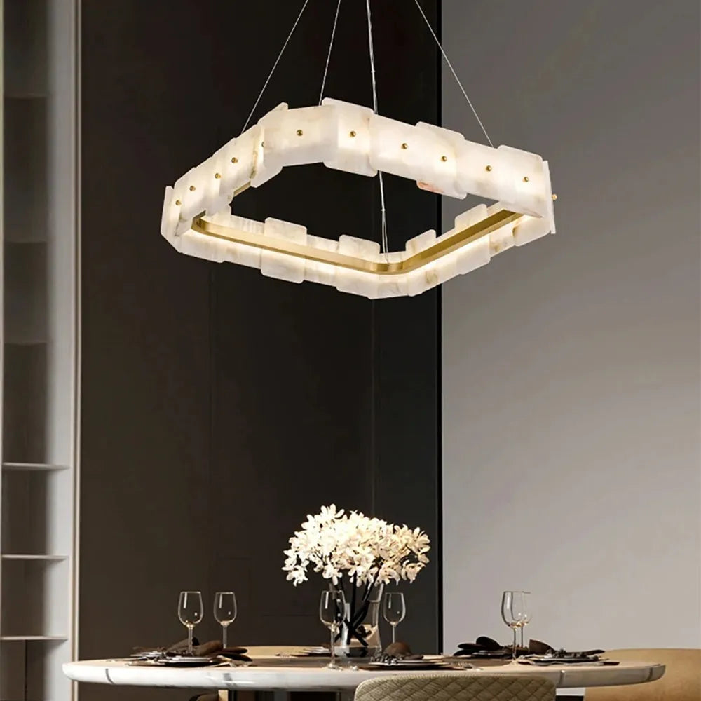 suspension lumineuse moderne blanche dorée veines carrées cuivre salon restaurant