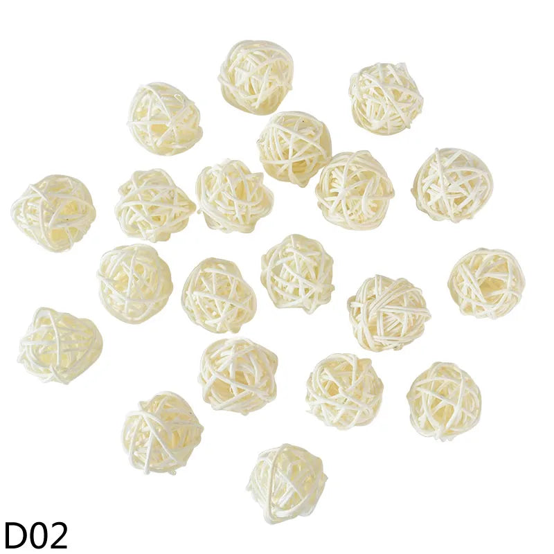décoration intérieure boules rotin artificielles couleur rouge jaune vert rose blanc noir