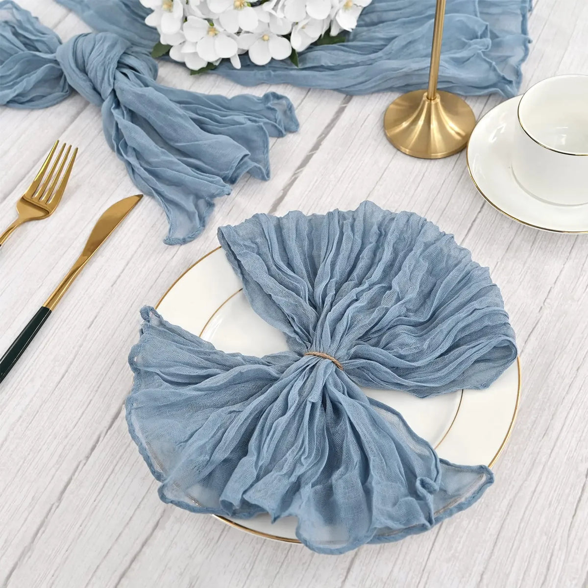 serviettes plissées bleu clair moderne élégantes 50x50cm polyester mariage décoration table festive