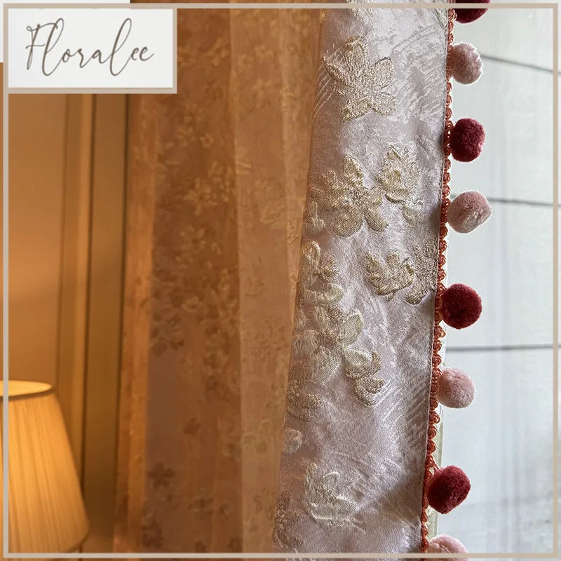rideau floral classique opaque pompons beige clair beige foncé maison
