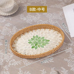 assiettes rotin motif floral moderne rustique fruits gâteau pain fourchette verre blanc intérieur