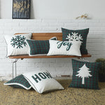 coussins brodés motif tartan vert rouge hoho joy noël decoration intérieure vintage moderne
