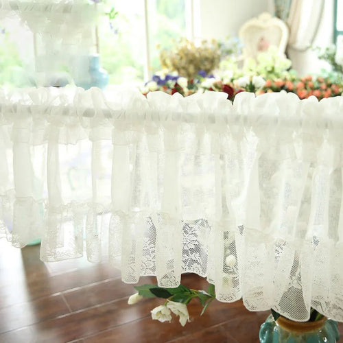 rideau blanc dentelle volants vintage cuisine translucide romantique inclusion