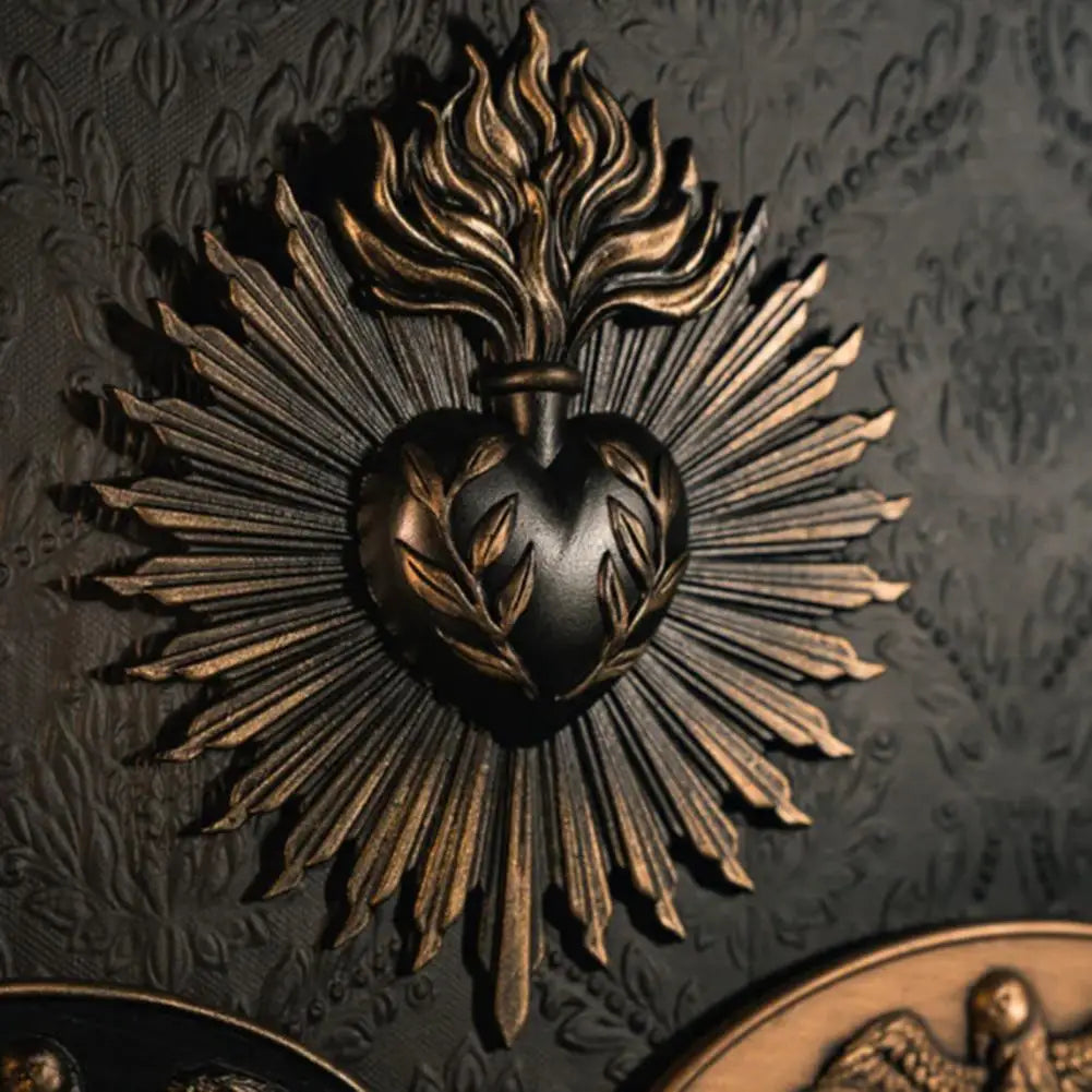 Décoration murale cœur sculpté relief doré feuilles stylisées artisanal baroque marron doré bronze