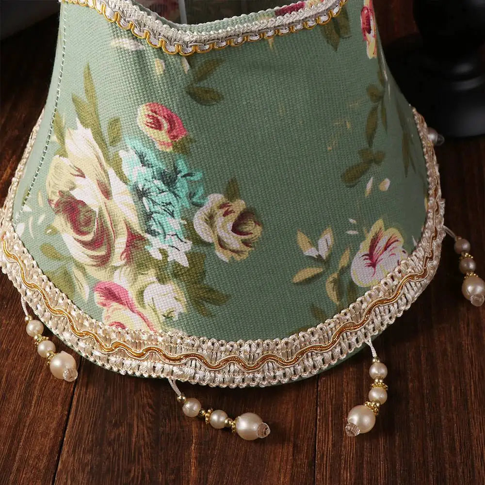 abat jour vintage shabby chic motif floral décoratives structure métallique vert beige rose doré