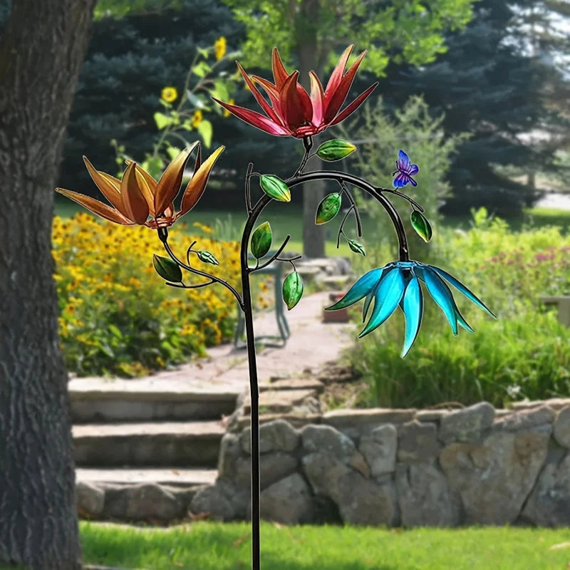 sculpture jardin fleurs papillons rouge orange bleu vert moderne métal résistant extérieur pied