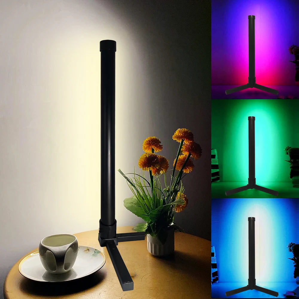 lampe sol rgb moderne multicolore télécommande application mobile pied triangle