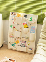 panneau rangement mural clips couleur beige vert blanc rouge noir moderne salon