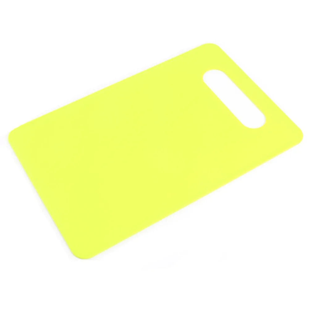 planches découper micro structurées modernes blanc vert rose jaune violet clips poignée écologiques cuisine