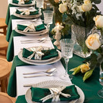 serviettes table couleur rouge vert bleu rose jaune satinées classiques ruban blanc inclusion étiquette