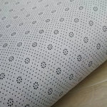 tapis sol antidérapant polyester gris moderne visage chat décoration intérieure petite fleurs noires salle