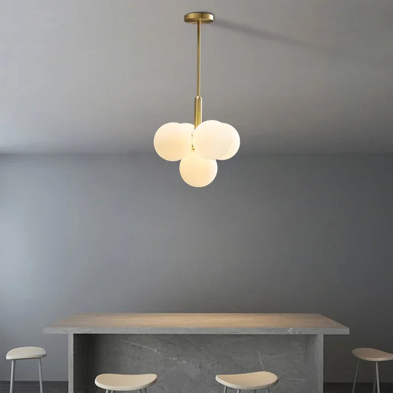 lampe suspendue boules transparentes moderne blanc doré câble annneau centralflux lumineux 60 249 tension