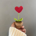 plante artificielle crochetée pot rouge feuilles vertes intérieur décoration mariage anniversaire