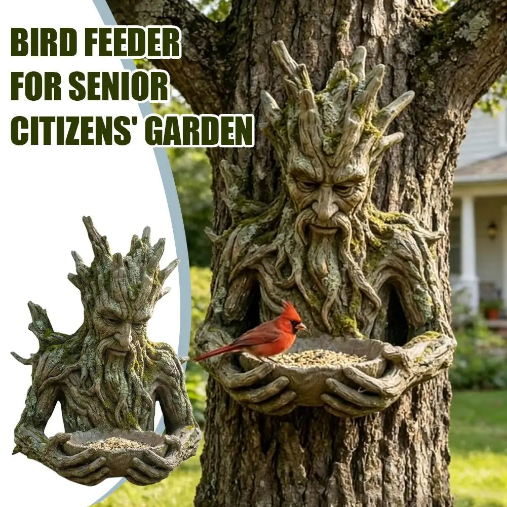 mangeoire oiseaux forme homme arbre verte deco jardin sculpture barbe cheveux naturelleextérieur forêt graines