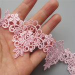 dentelle brodée polyester fleurs motif floral complexe mariage blanc rose beige