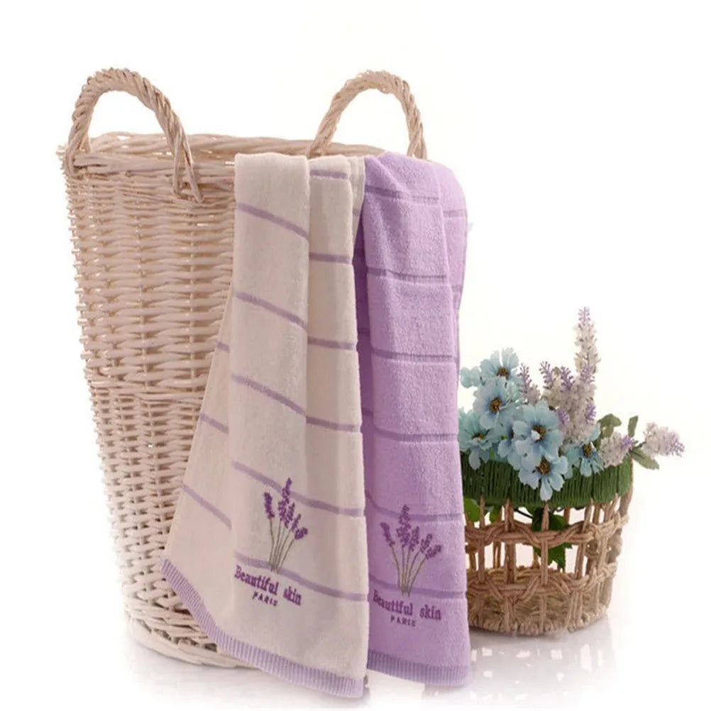 serviettes bain brodées coton polyester violet clair rayures fleurs absorption rapide douces classiques violet