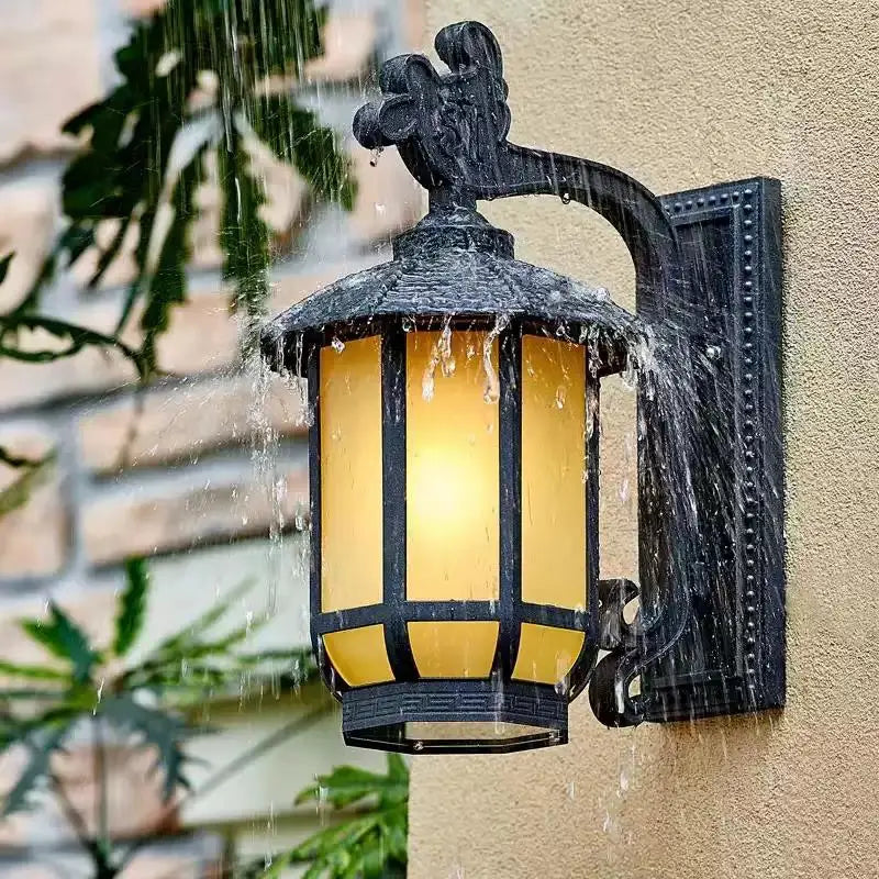 lampe murale extérieure noire verre translucence ip55 e27 alu classique rustique