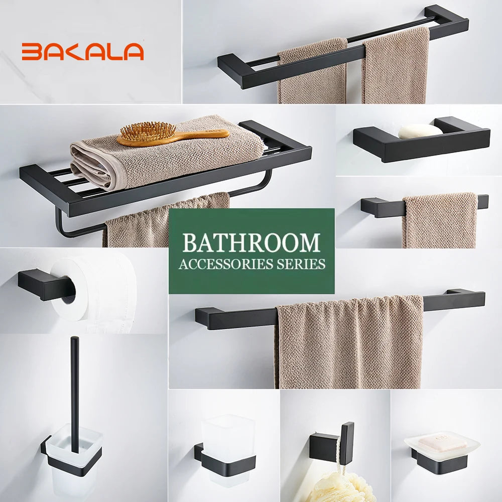 accessoires salle bain noir mat porte serviettes savon papier toilette brosse wc minimaliste moderne
