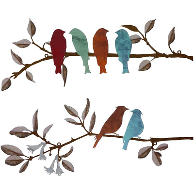 Décoration murale oiseaux en métal noir sur mur blanc