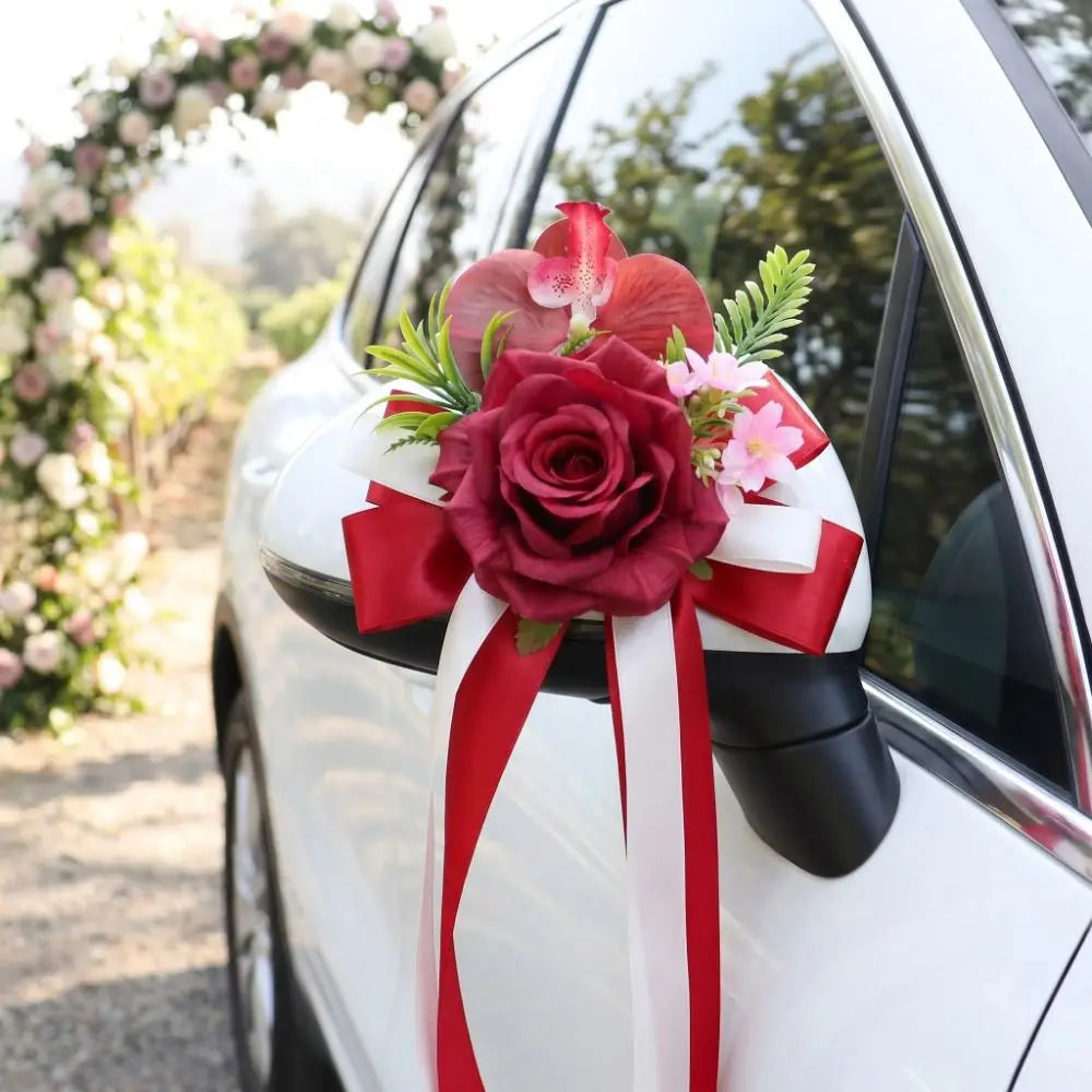 décorations florales voiture mariage roses orchidées rubans satinés rétroviseur bleu rose rouge blanc