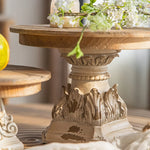 support gâteau bois vintage plateau cuisine détails sculptés ornements rustiques entrée mariage desserts plats