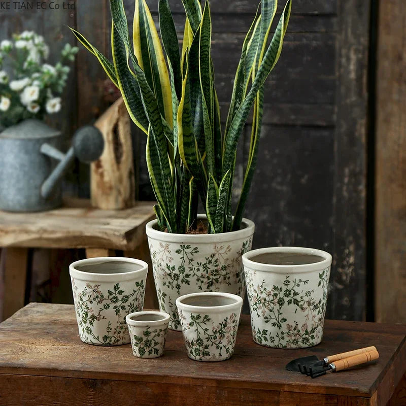 pots fleurs céramique porcelaine rustique vintage beige vert blanc floral