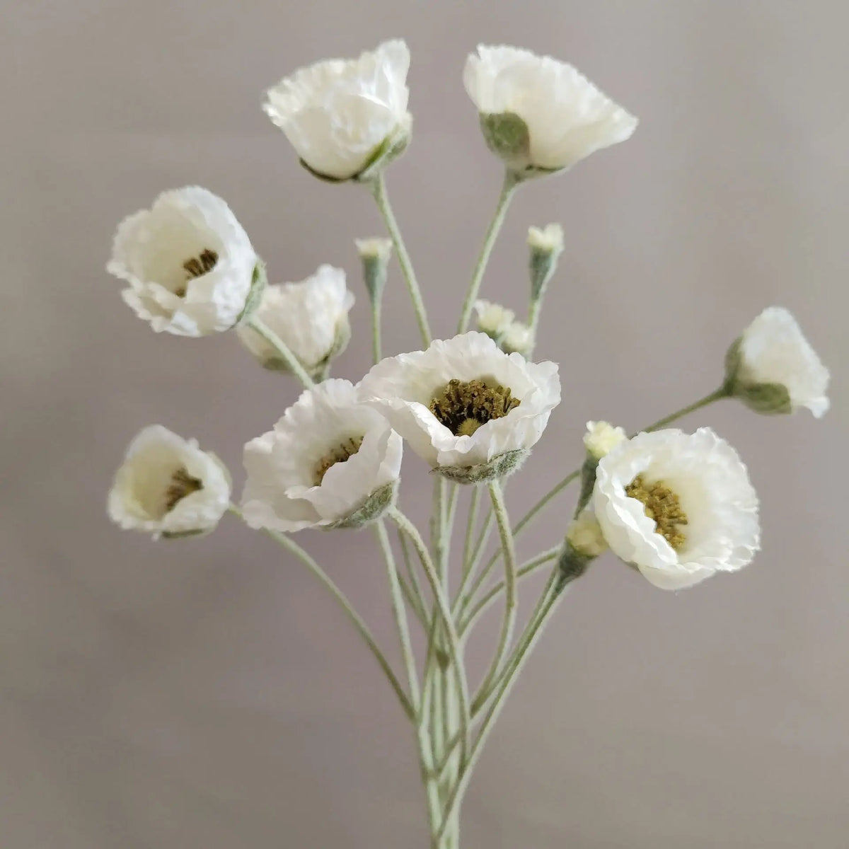 bouquet artificiel violet blanc decoration intérieure extérieure mariage décoration simple moderne minimaliste